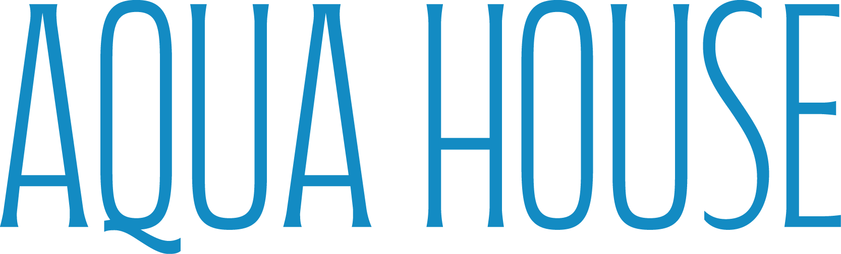 The image features the word "AQUA HOUSE" in blue text.